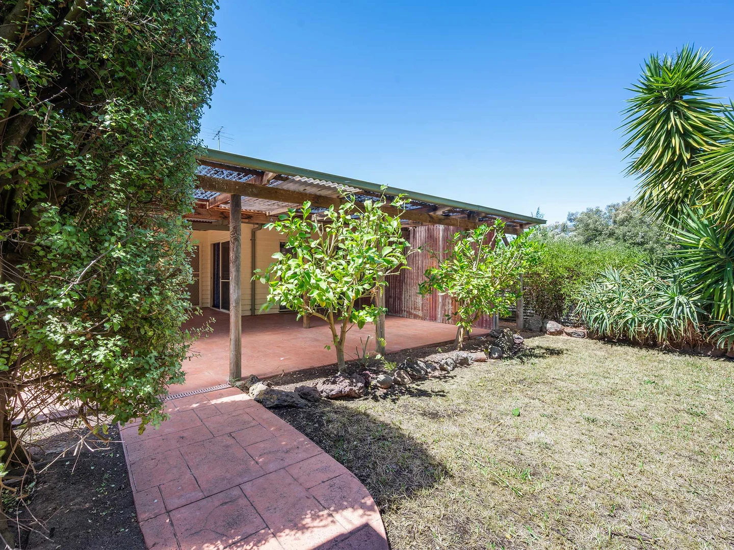 Additional image 21 of 5 Clarence Street, Hamilton VIC 3300