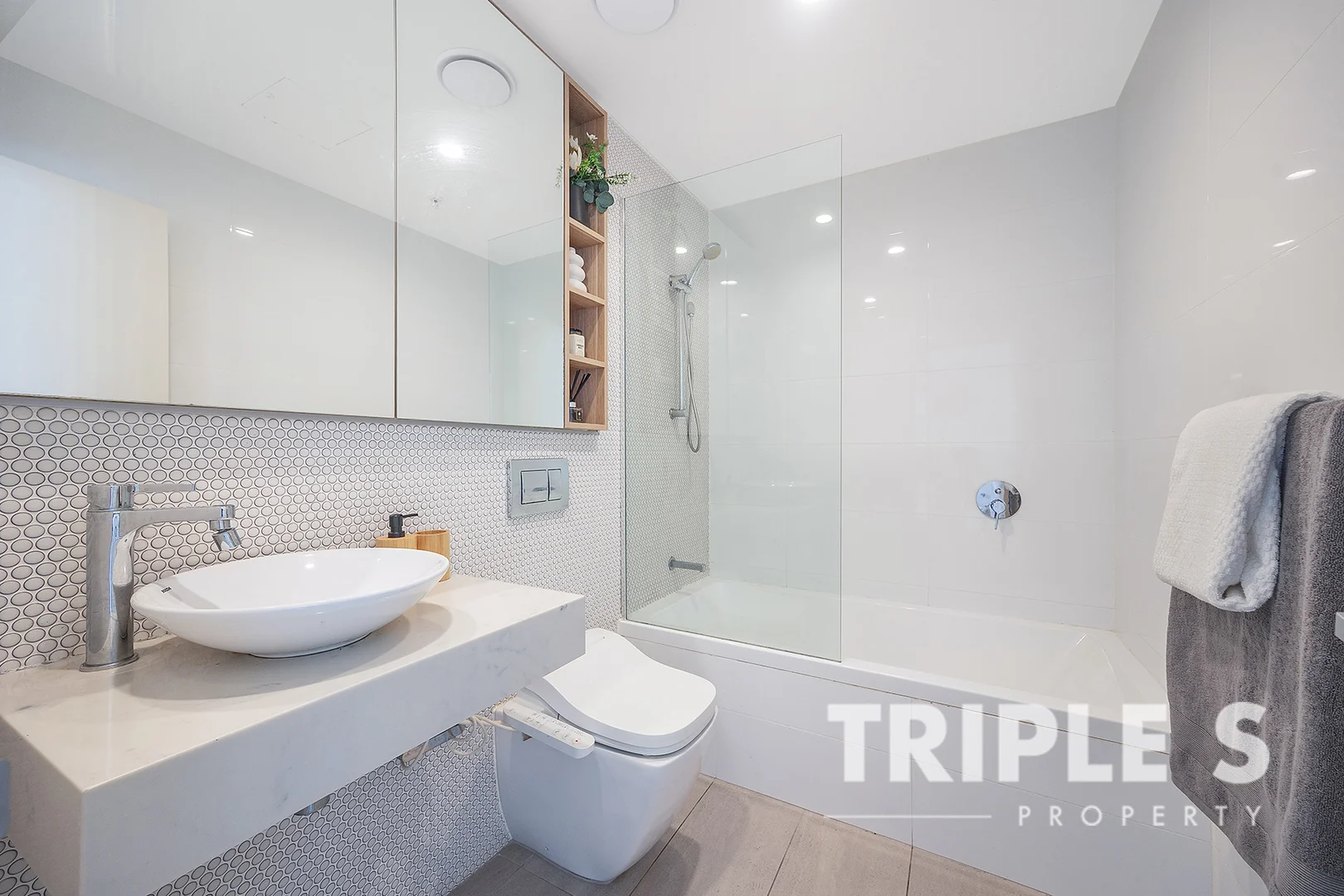 Additional image 17 of 1810/46 Savona Drive, Wentworth Point NSW 2127