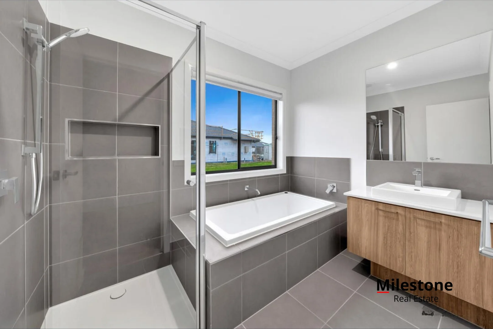 Additional image 6 of 32 Crescendo Boulevard, Clyde VIC 3978