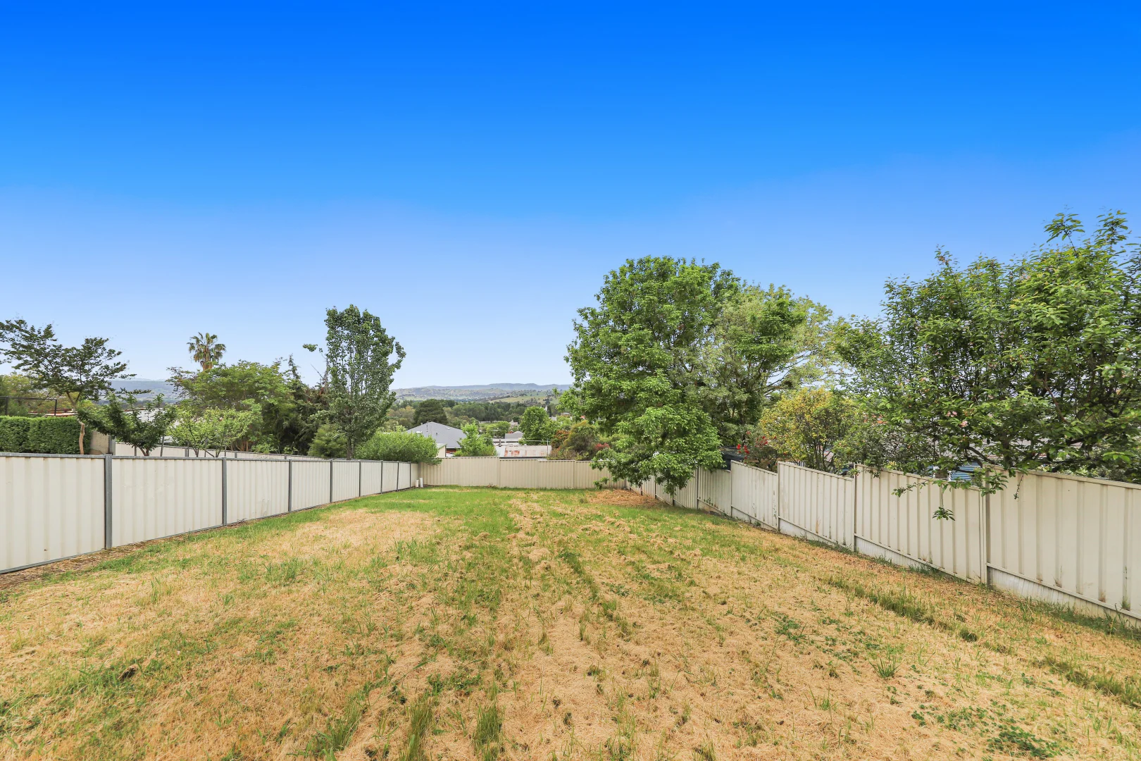 Additional image 4 of 2B Burbury Mews, Tumut NSW 2720