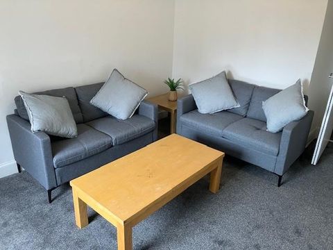 Earlston Place, Edinburgh EH7