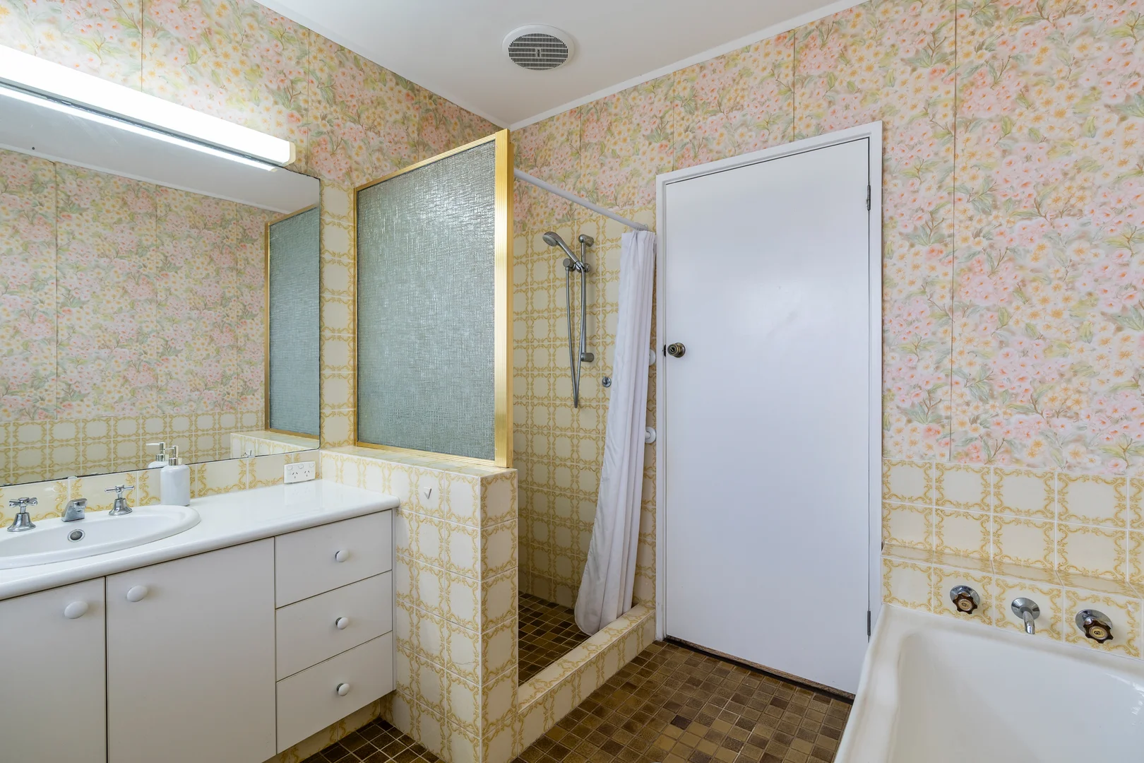 Additional image 18 of 8 Billabong Place, Surf Beach NSW 2536