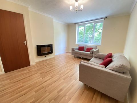 Bevill Square, Salford M3