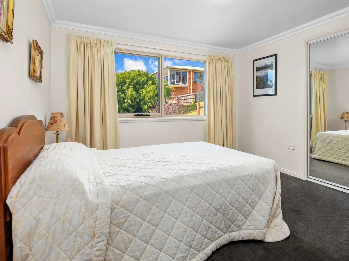 Additional image 14 of 12 Main Road, Binalong Bay TAS 7216