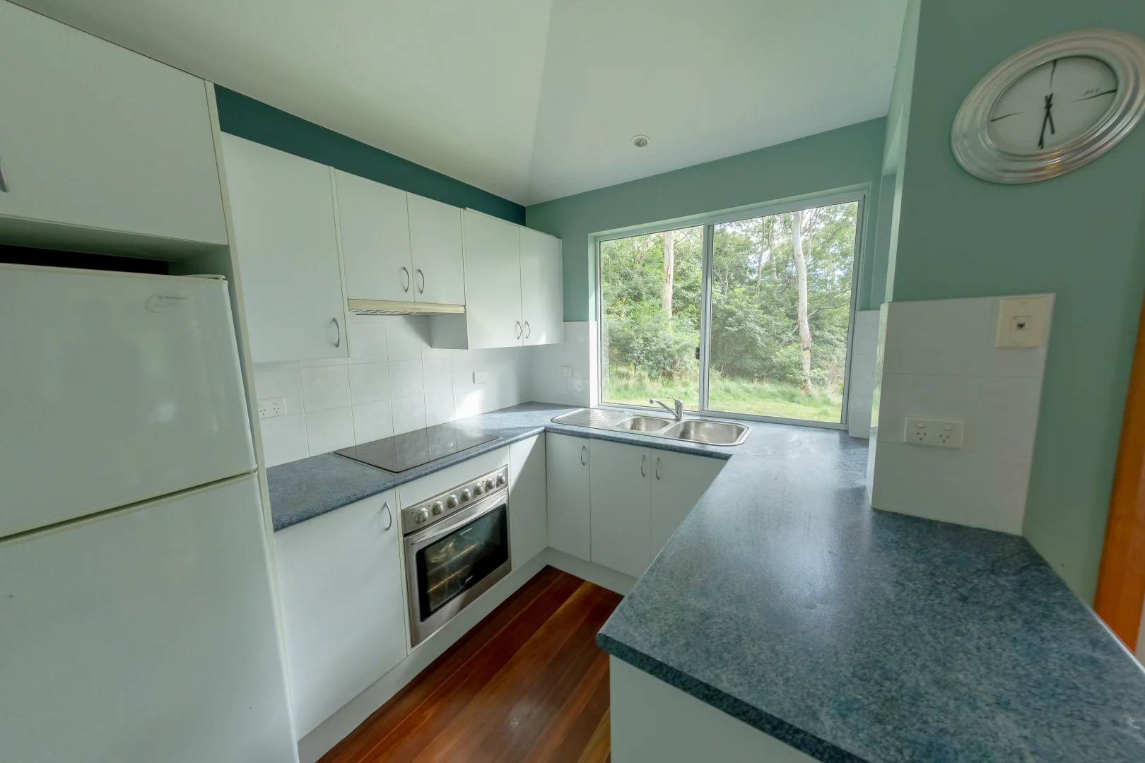 Additional image 9 of 4/4 Thrush Street, Bawley Point NSW 2539