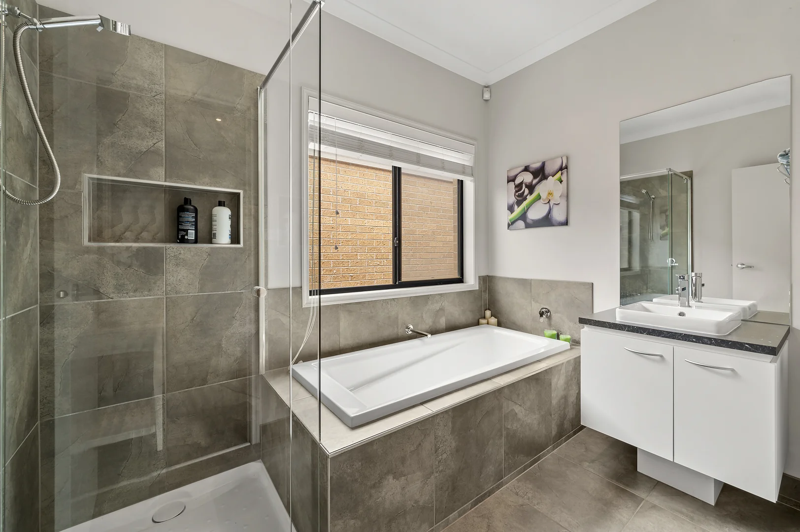 Additional image 14 of 8 Amble Way, Weir Views VIC 3338