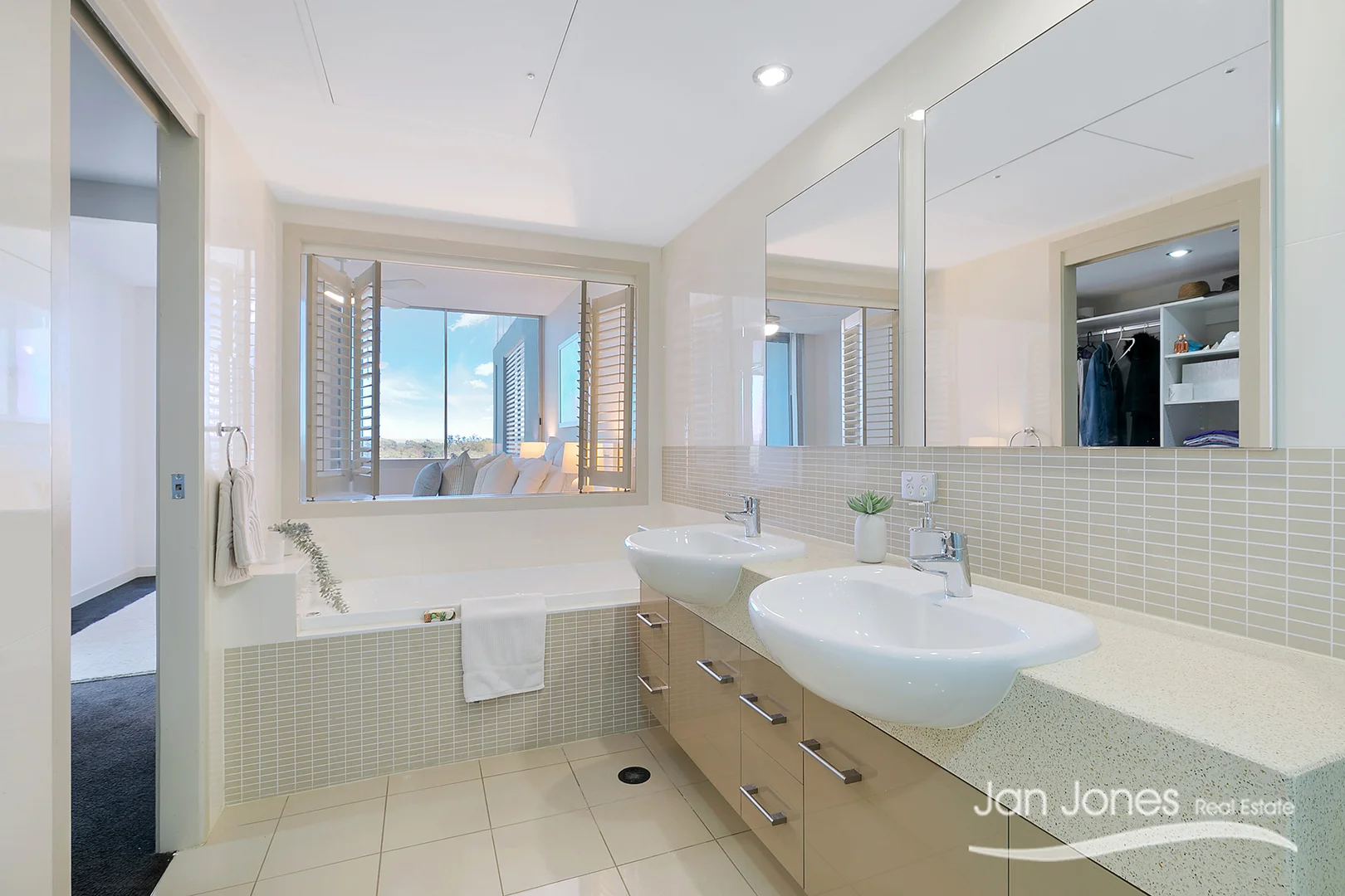 Additional image 21 of Unit 42/3 Angus St, Clontarf QLD 4019