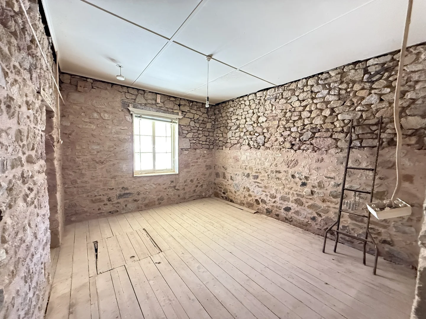 Additional image 16 of 2 Stuart Street, Melrose SA 5483