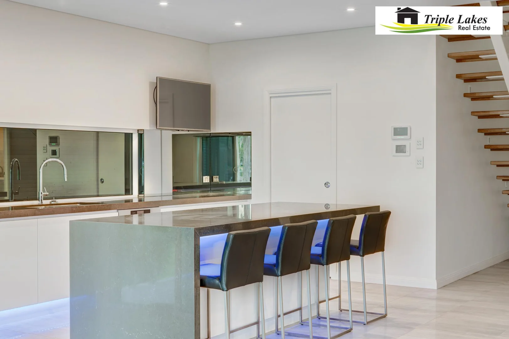 Additional image 19 of 12 Gordon Avenue, Summerland Point NSW 2259