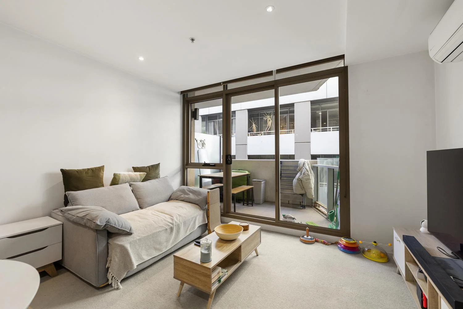 Additional image 2 of 206/99 Dow Street, Port Melbourne VIC 3207