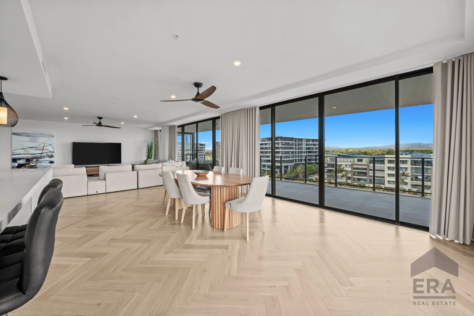 Additional image 21 of 1601/10 Sickle Avenue, Hope Island QLD 4212