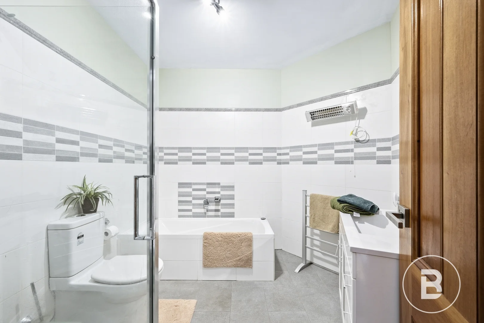 Additional image 13 of 427 Lydiard Street North, Soldiers Hill VIC 3350