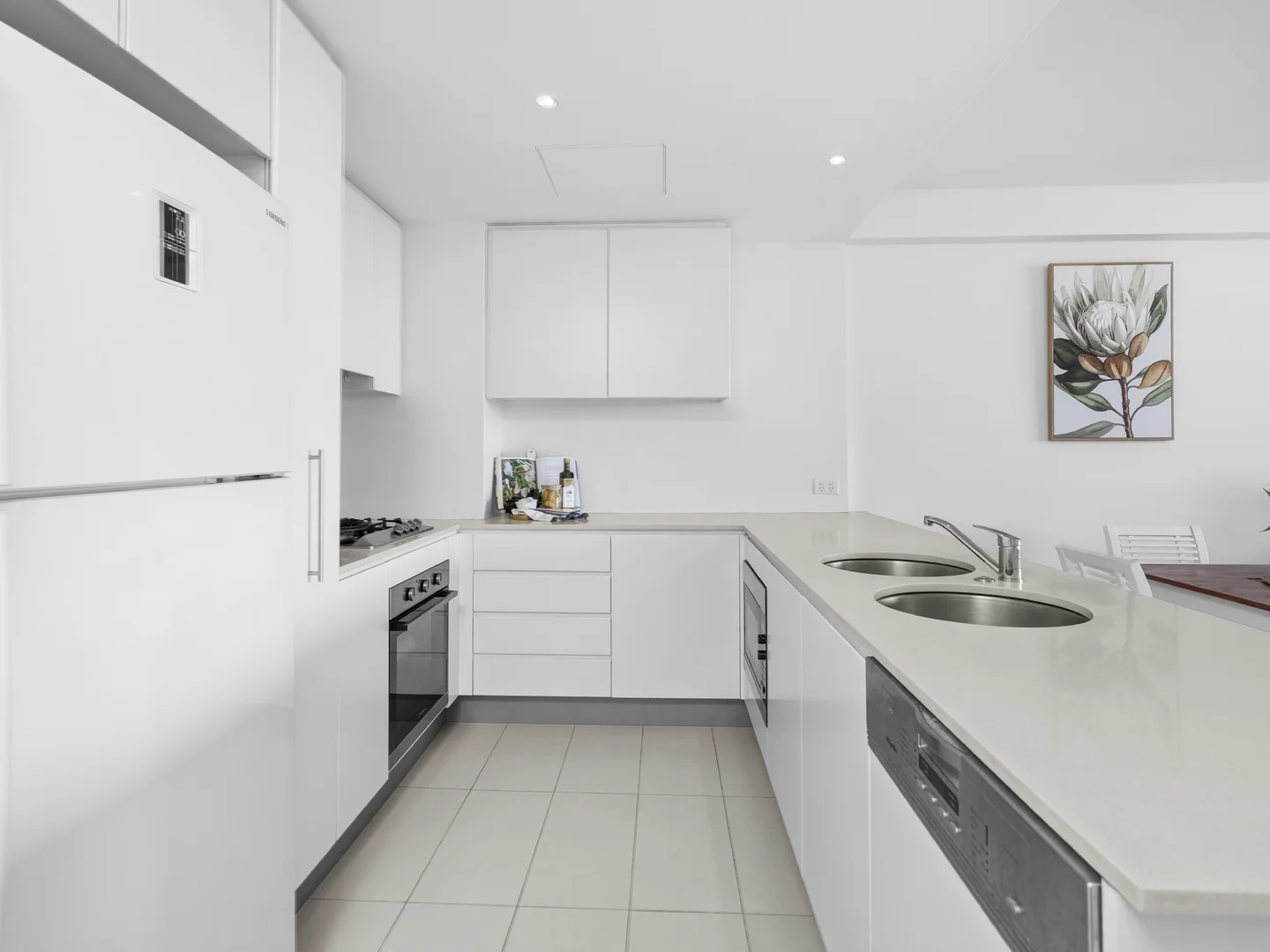 Additional image 9 of 003/2-8 Creek Street, Coolangatta QLD 4225