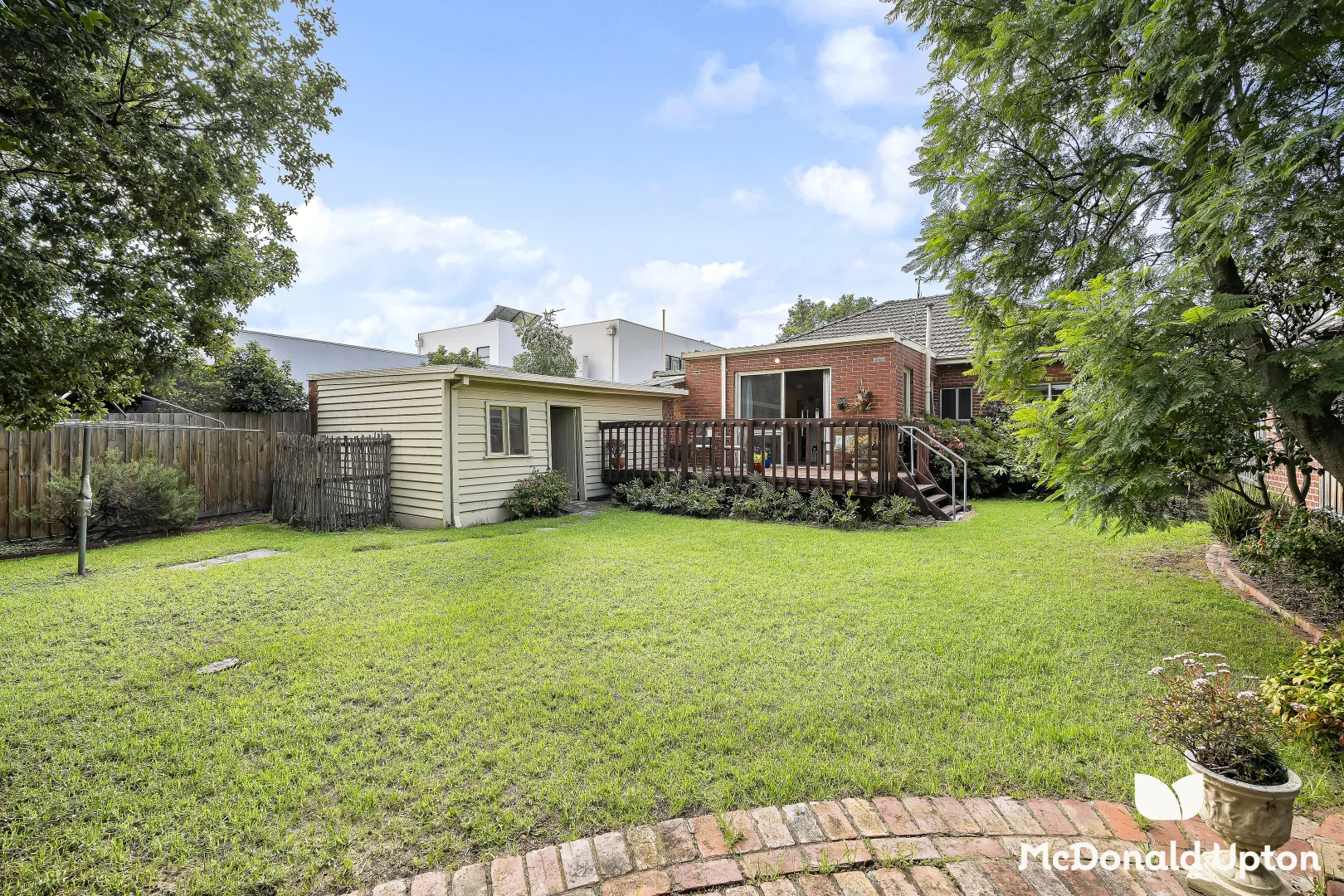 Additional image 9 of 17 Hayes Road, Strathmore VIC 3041