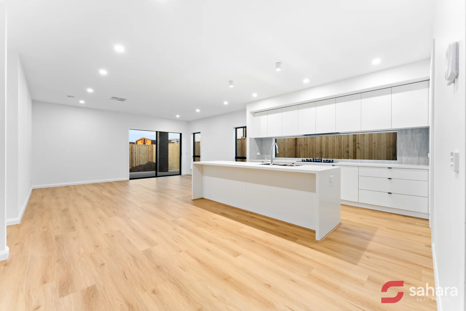 Additional image 3 of 65 CASTELLO DRIVE, Deanside VIC 3336