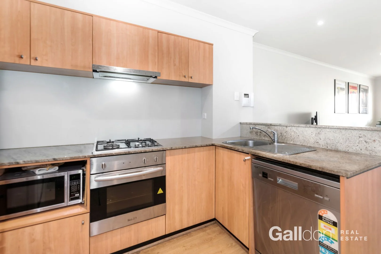 Additional image 6 of 2/18 Wests Road, Maribyrnong VIC 3032