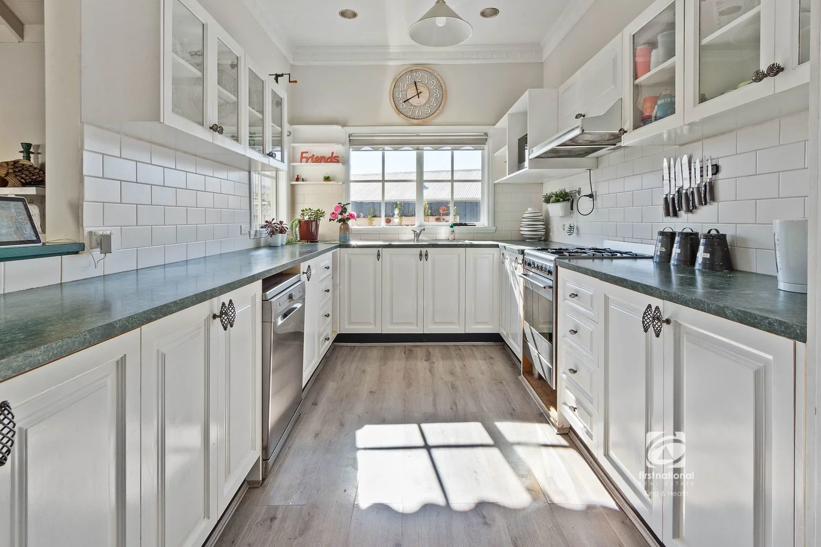 Additional image 4 of 32 Harnham Drive, Bairnsdale VIC 3875