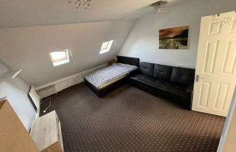Clarlemont Road, East Ham E6, Studio for sale