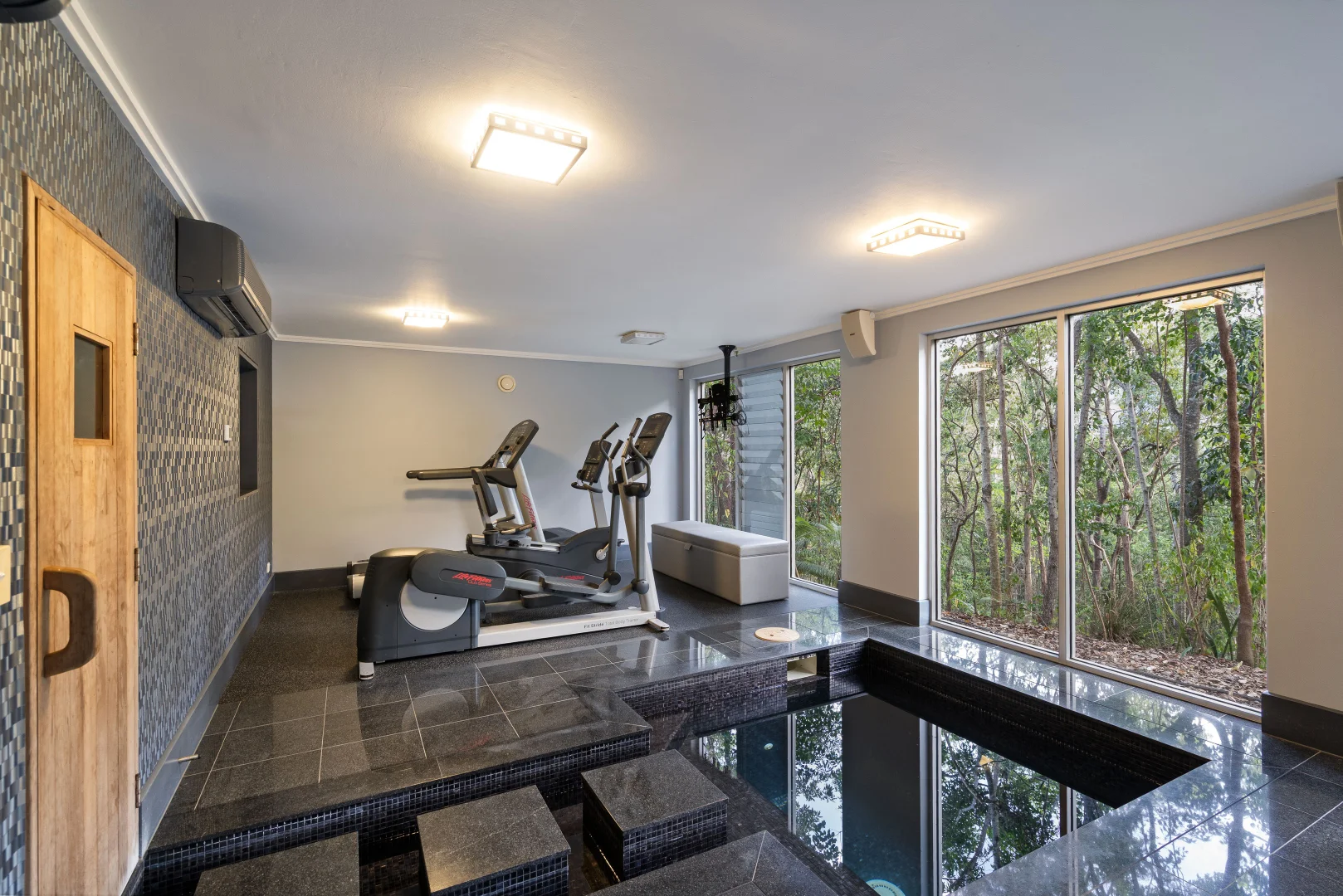 Additional image 31 of 13-15 Waterview Close, Kewarra Beach QLD 4879