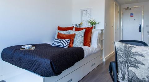 Bromsgrove Street, Birmingham B5, Studio to rent