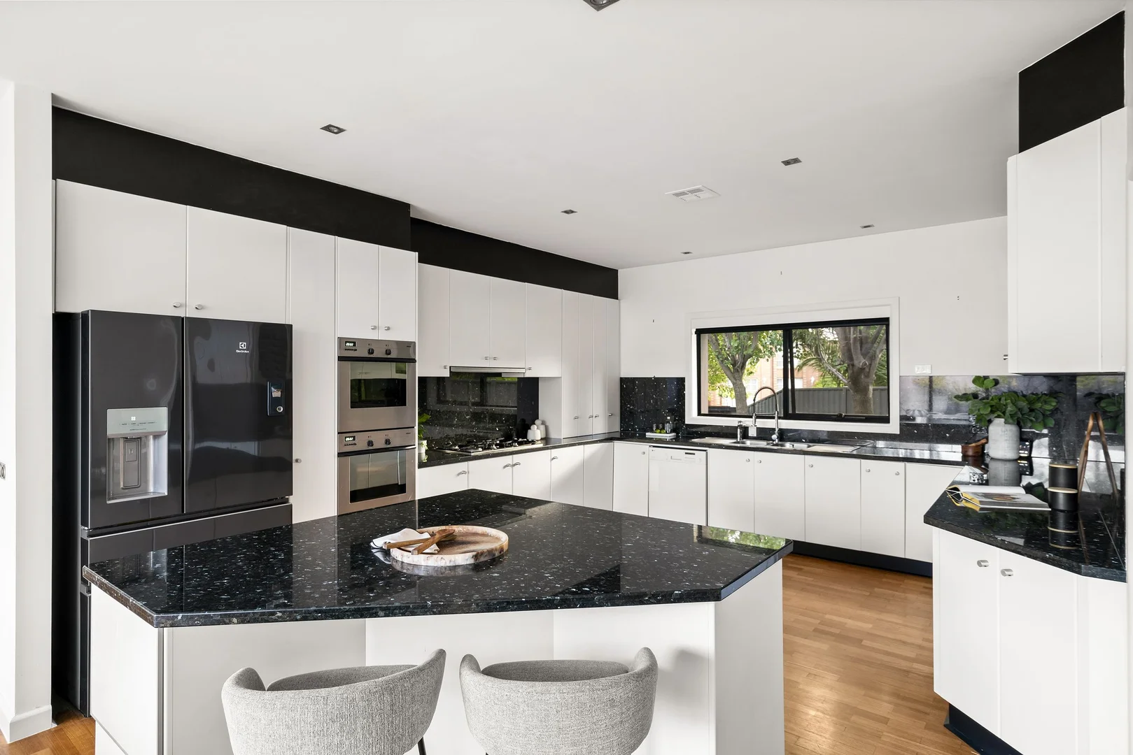 Additional image 9 of 6 Lakes Drive, Taylors Lakes VIC 3038