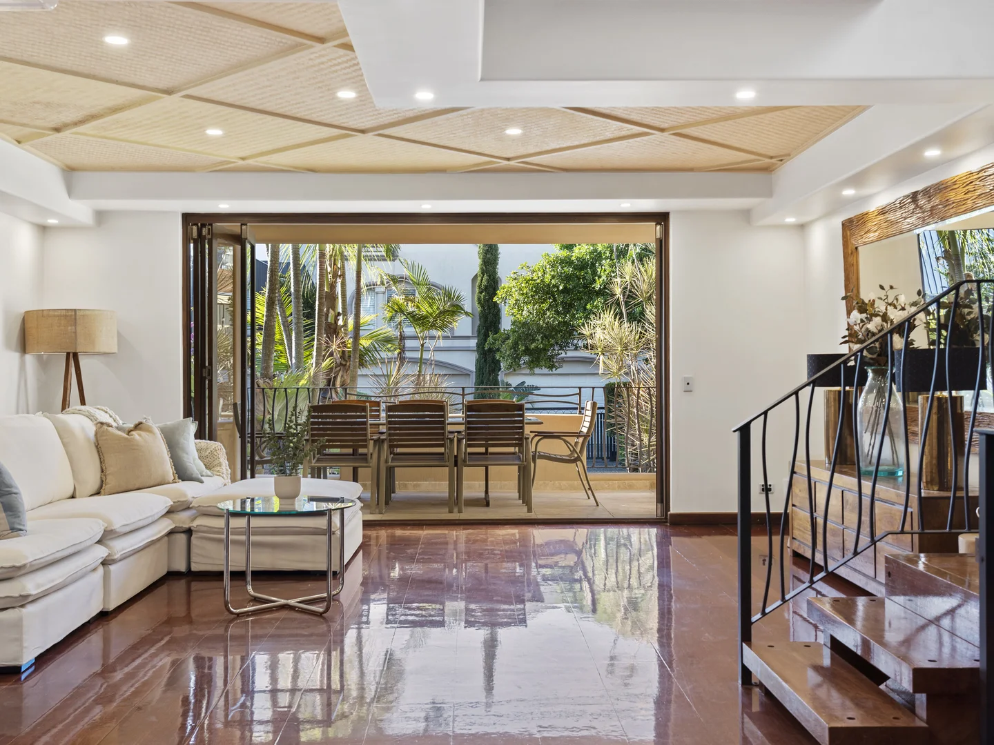 Additional image 11 of 2/42 Cronin Avenue, Main Beach QLD 4217