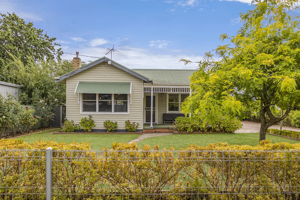 5 Hector Street, Hamilton VIC 3300