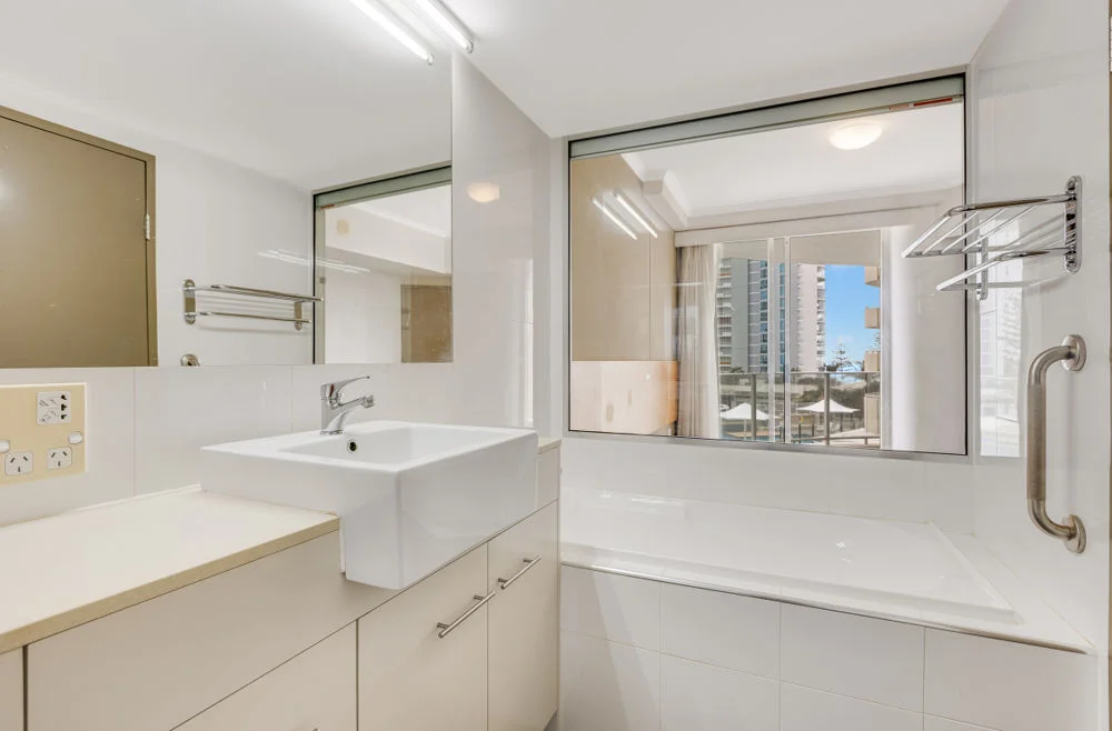 Additional image 6 of 232 6-8 Stuart Street "HARBOUR TOWERS" MANTRA, Tweed Heads NSW 2485