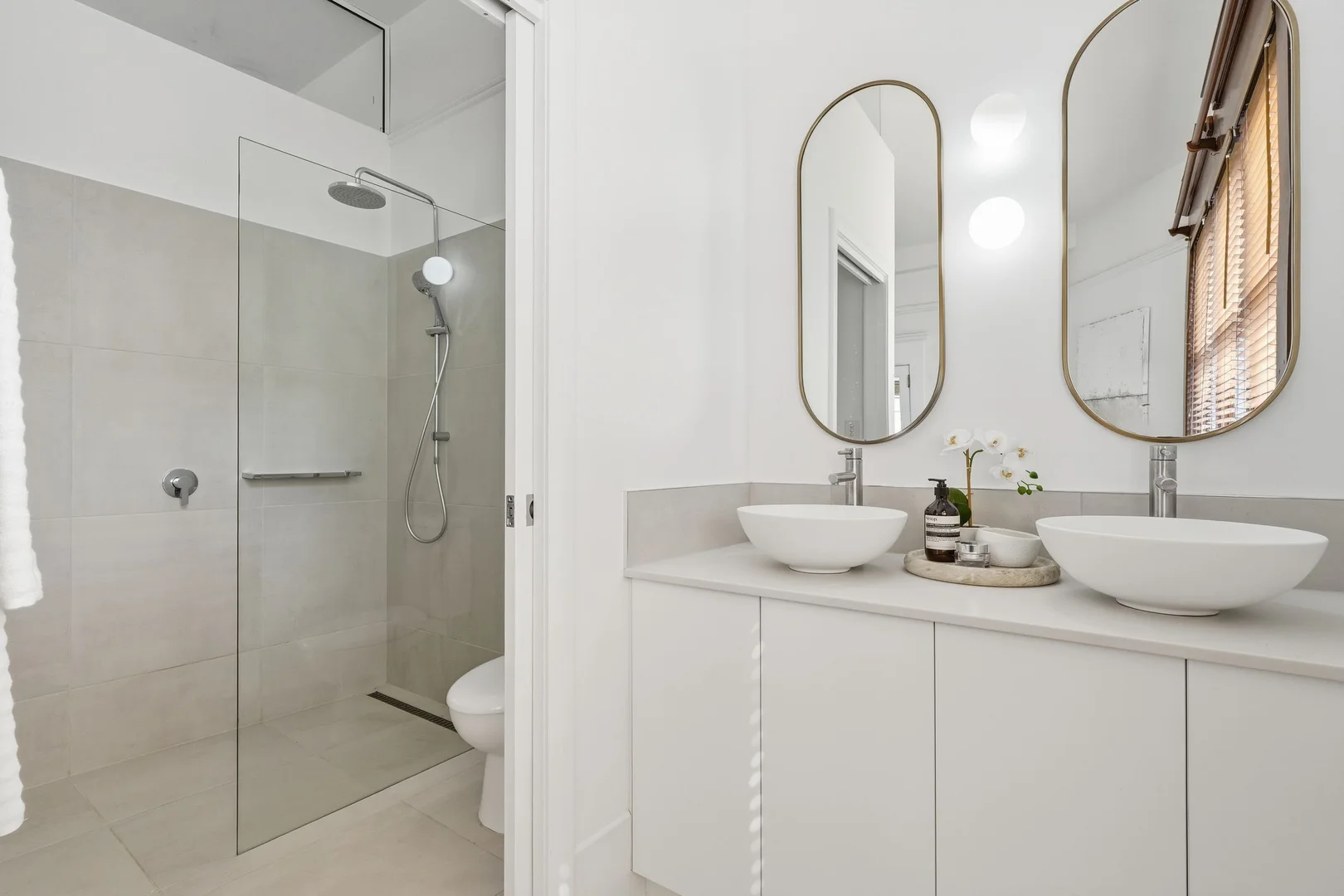 Additional image 18 of UNIT 1/6 Ellerslie Road, Battery Point TAS 7004