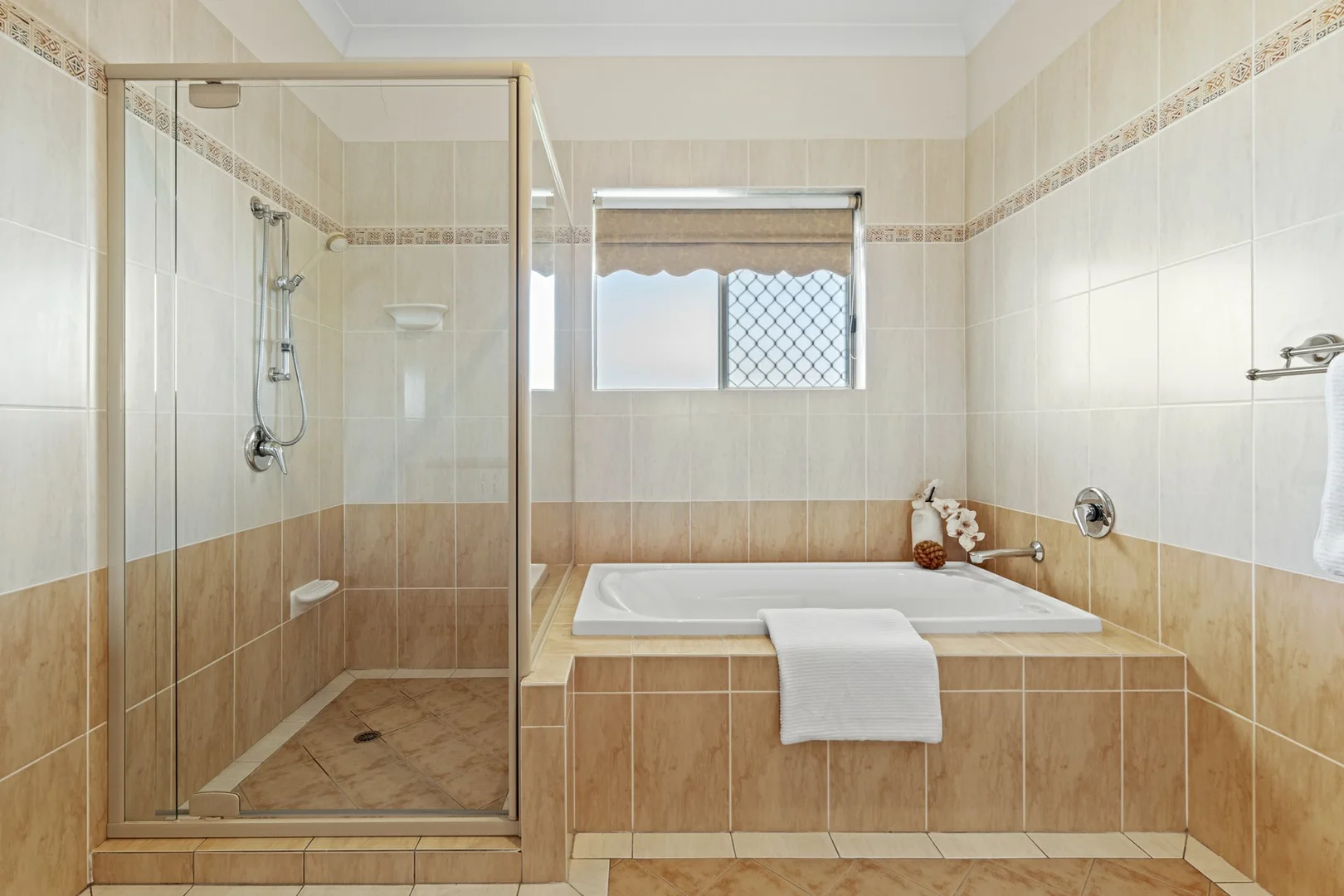 Additional image 26 of 5 Reculver Street, Robertson QLD 4109