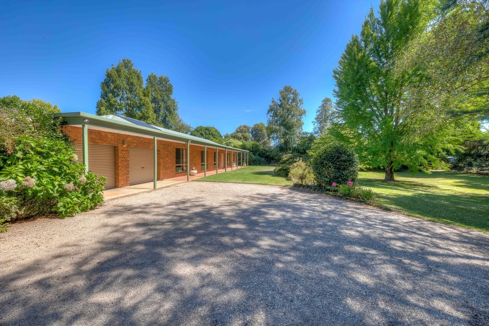 Additional image 3 of 76-78 Station Street, Porepunkah VIC 3740