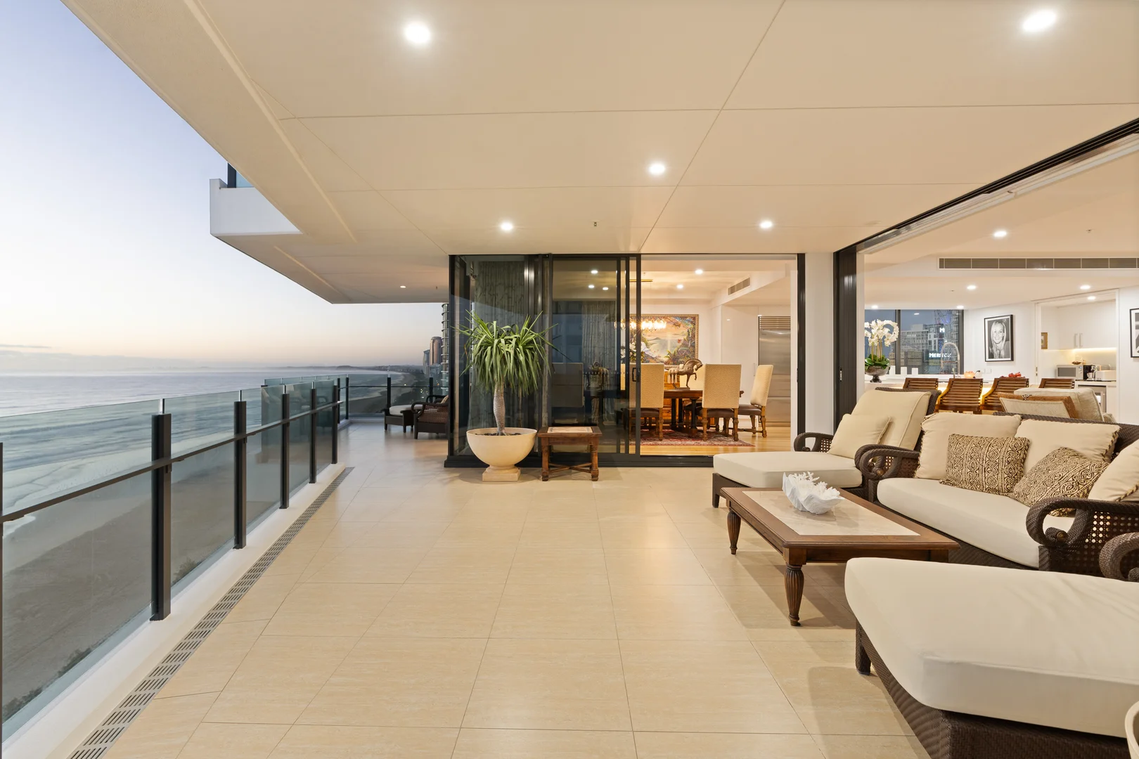 Additional image 11 of 17/116 The Esplanade, Surfers Paradise QLD 4217