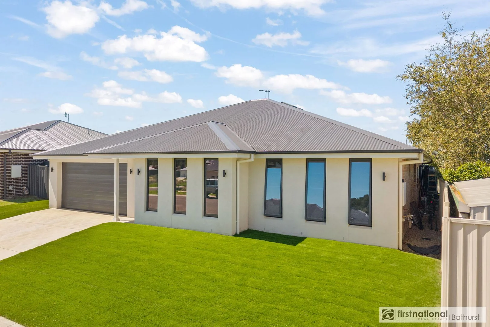 Additional image 24 of 2 Hoynes Circuit, Blayney NSW 2799