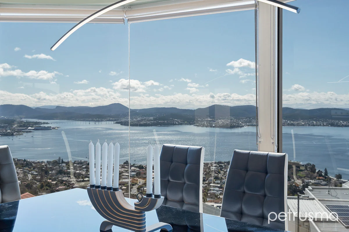 10/54 Nicholas Drive, Sandy Bay TAS 7005