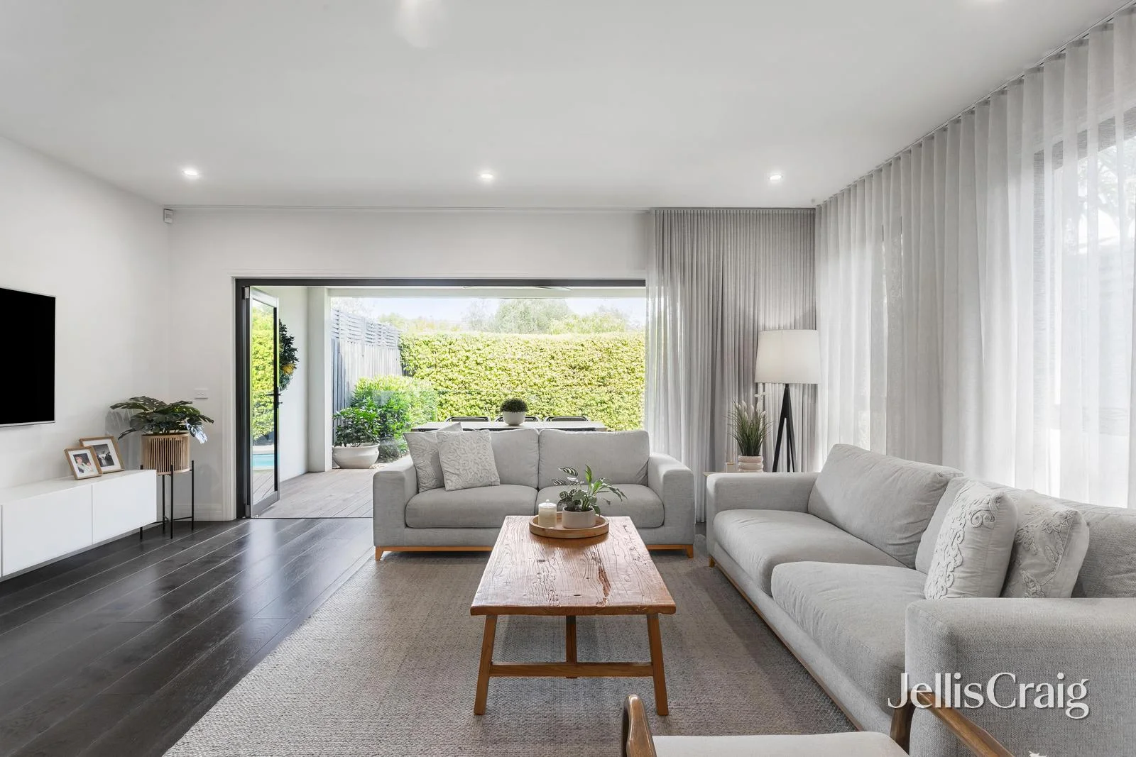 Additional image 7 of 9a Ridge Avenue, Hampton East VIC 3188