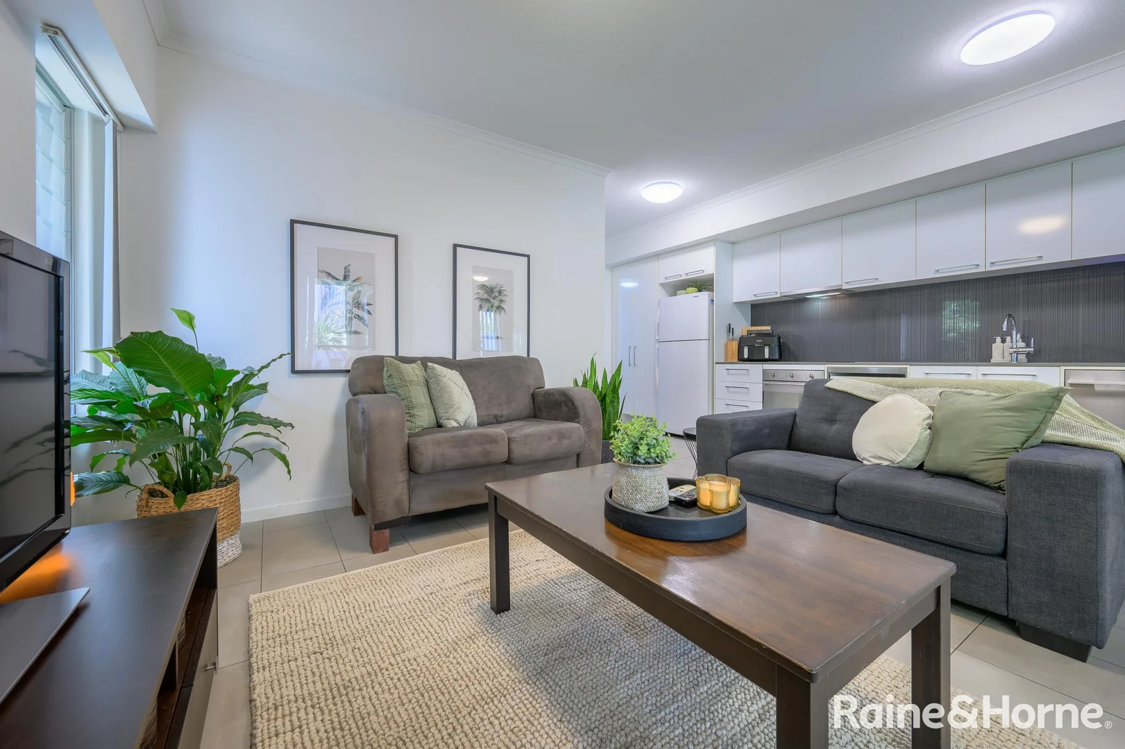 Additional image 5 of 2/11 GLENLYON ST, Gladstone Central QLD 4680