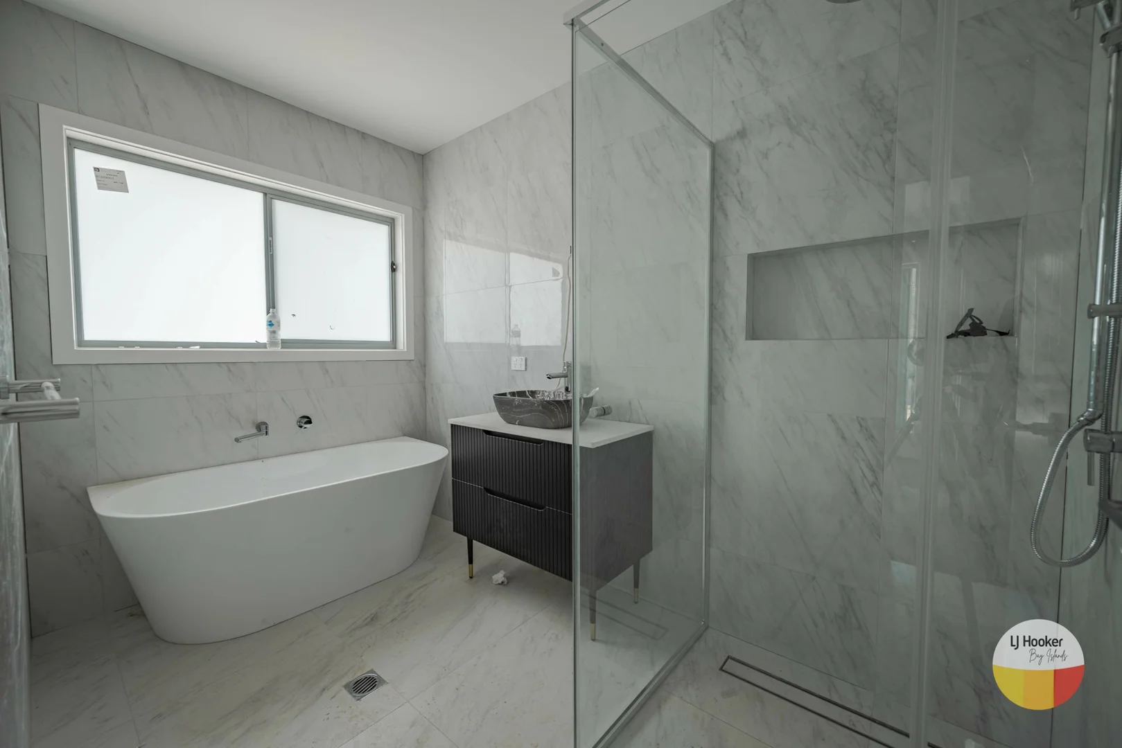 Additional image 8 of 37 Tenanne Street, Russell Island QLD 4184