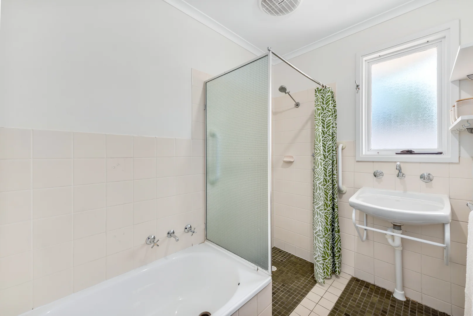 Additional image 19 of 29 Karawi Parade, Morphett Vale SA 5162