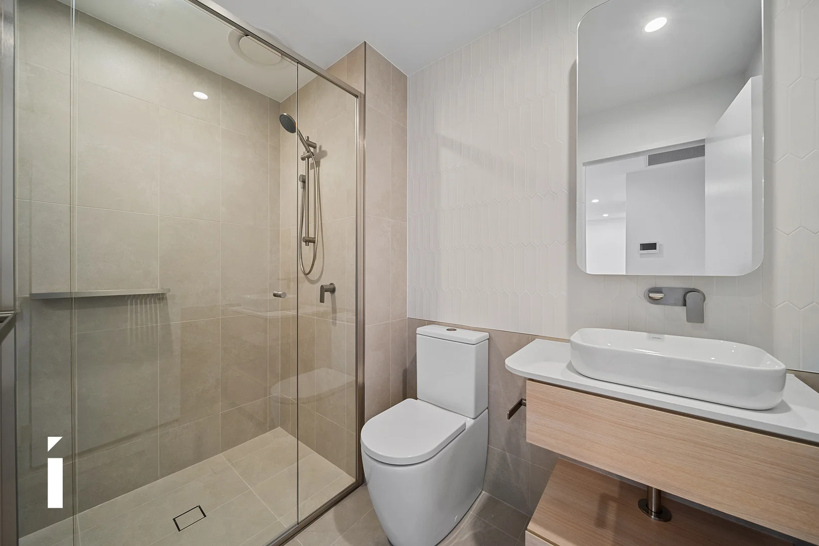 Additional image 9 of 605/104 Easty Street, Phillip ACT 2606