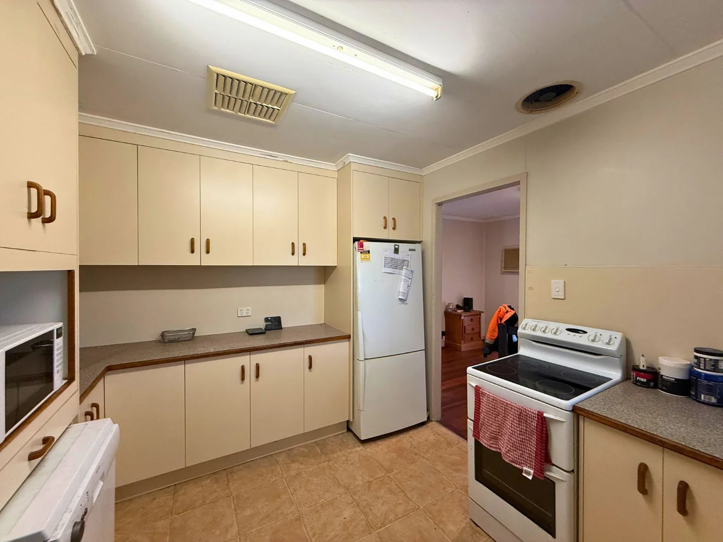 Additional image 9 of 31 Leslie Drive, Moranbah QLD 4744