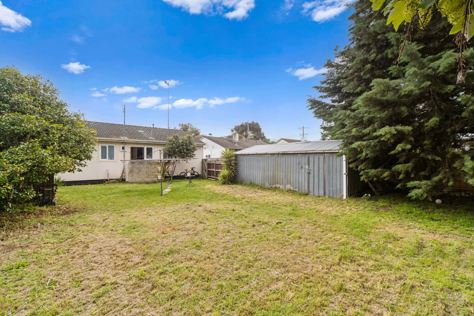 Additional image 19 of 5 - 7 Silvertop Street, Frankston North VIC 3200