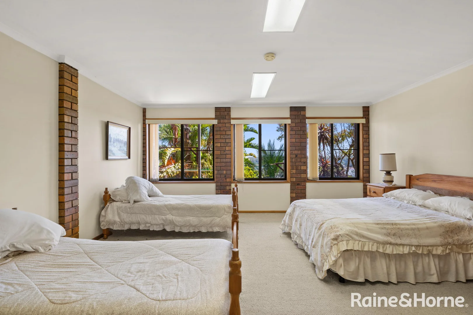 Additional image 26 of 10 Braidwood Avenue, Burrill Lake NSW 2539