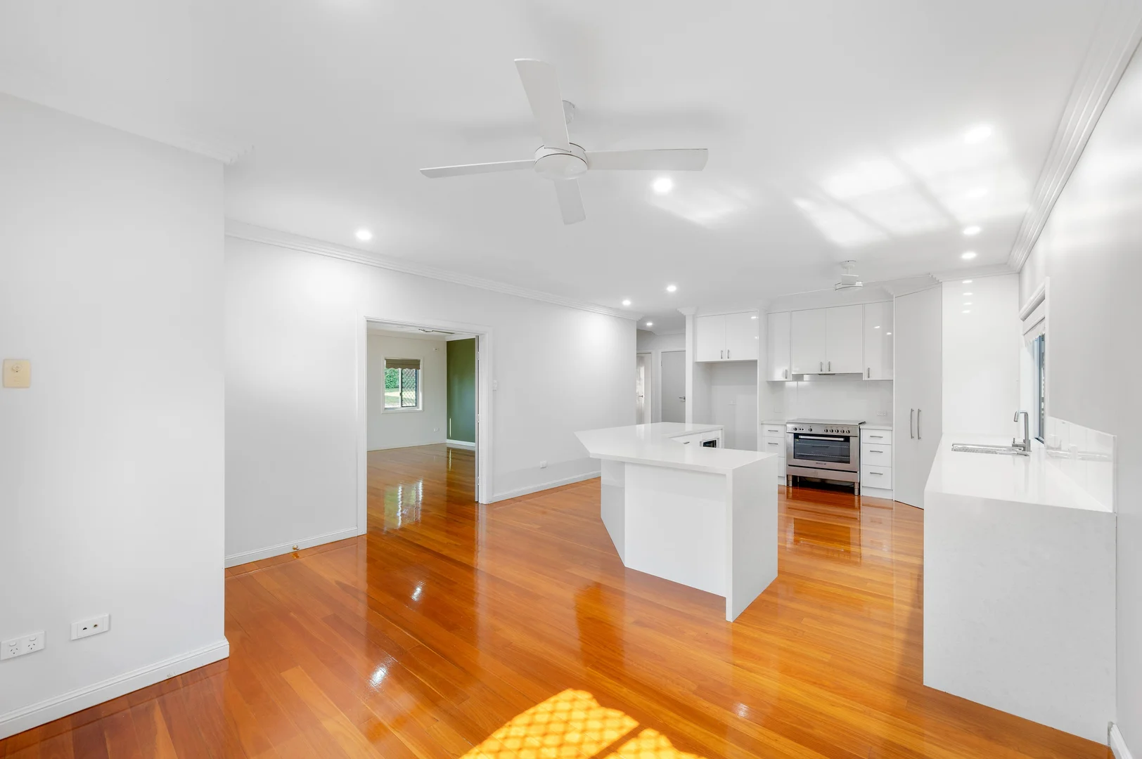 Additional image 6 of 4 Ferris Street, Gladstone Central QLD 4680