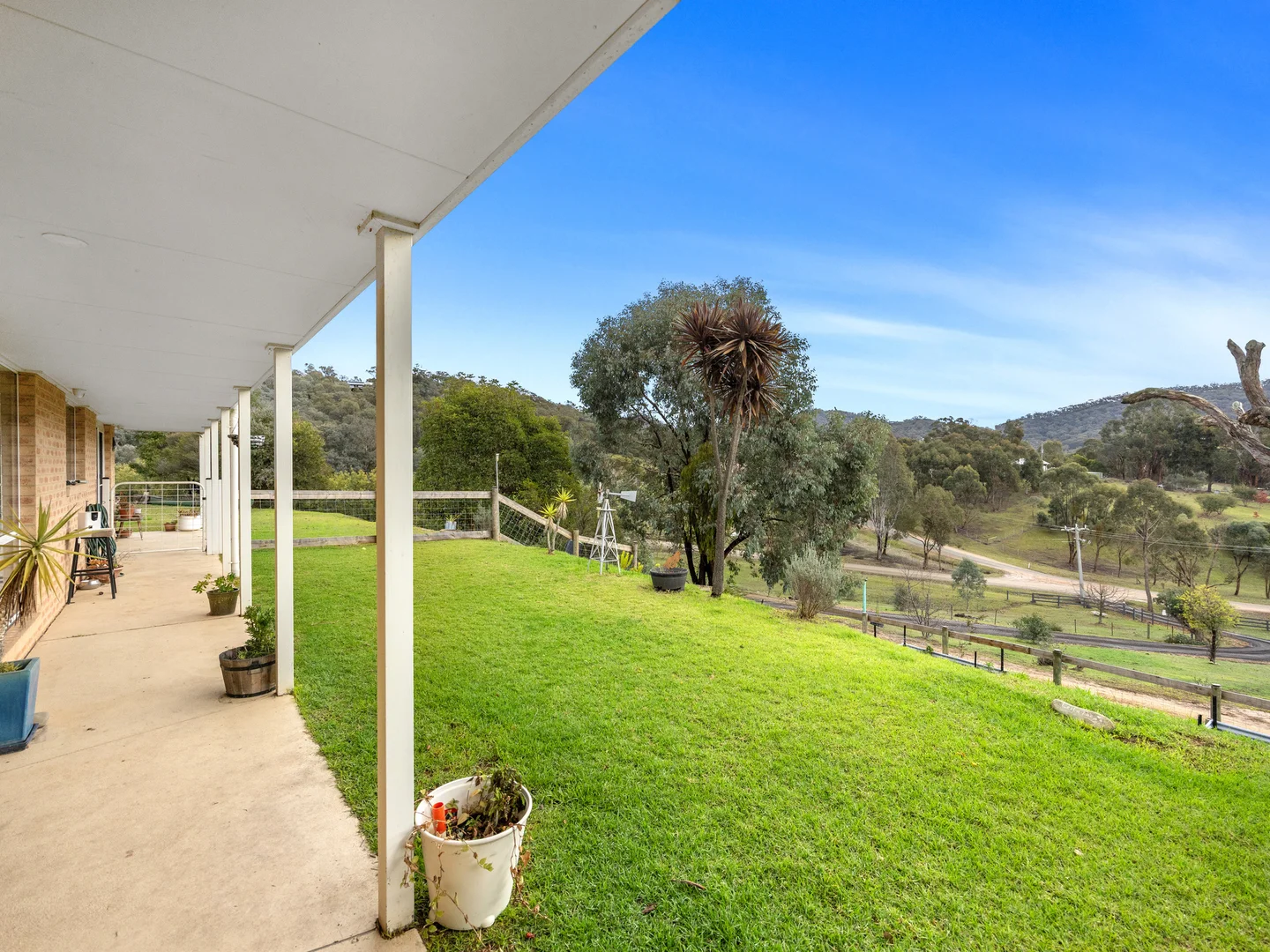 Additional image 20 of 1 Rosalie Close, Eildon VIC 3713