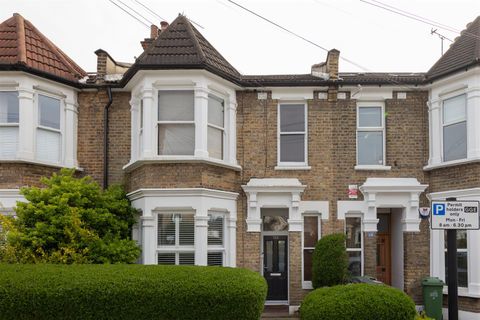 Newport Road, Leyton E10
