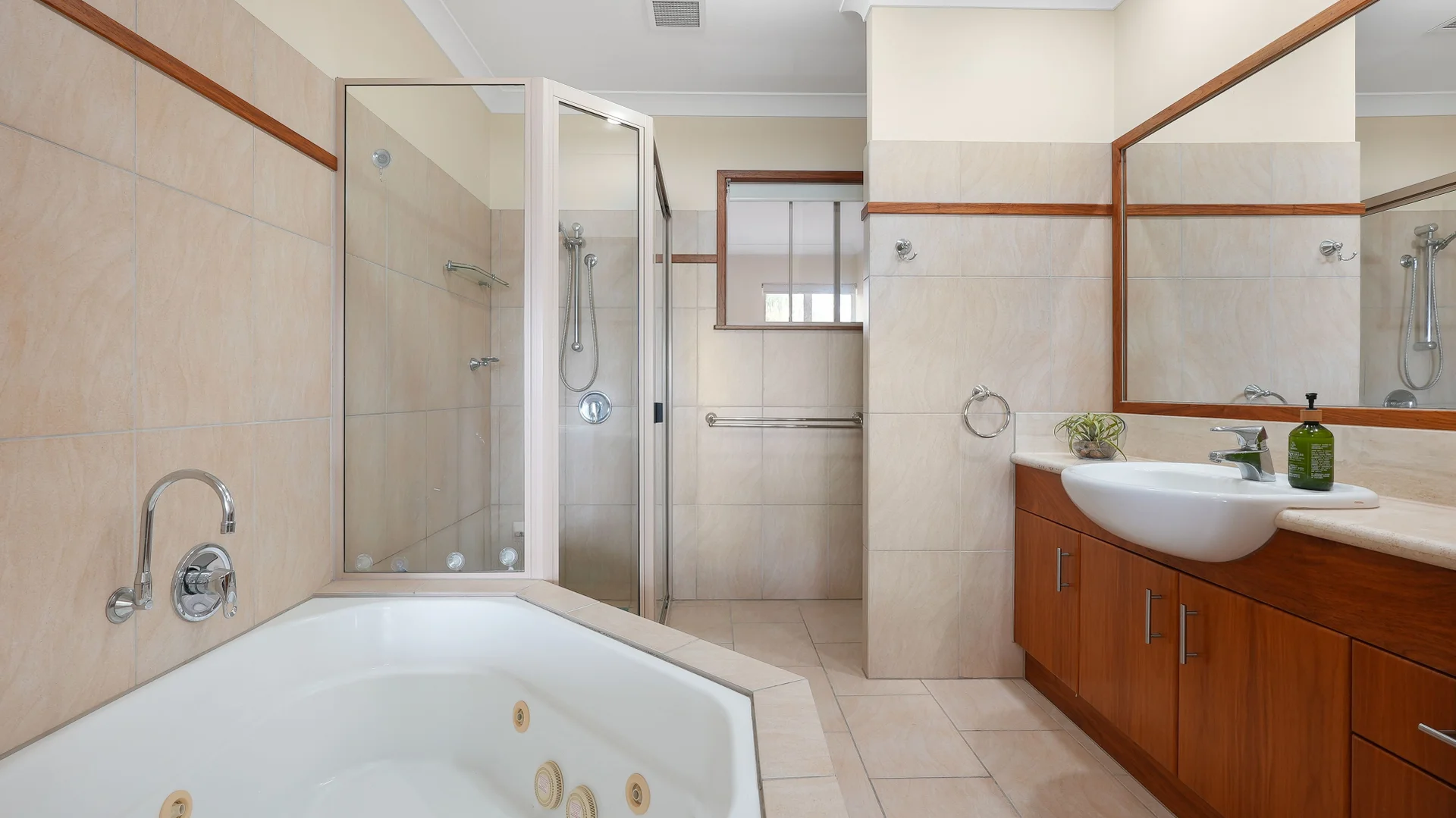 Additional image 15 of UNIT 3/29-31 Keith Williams Drive, Cardwell QLD 4849