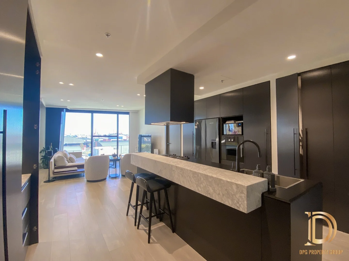 911/25 Waterfront Way, Docklands VIC 3008