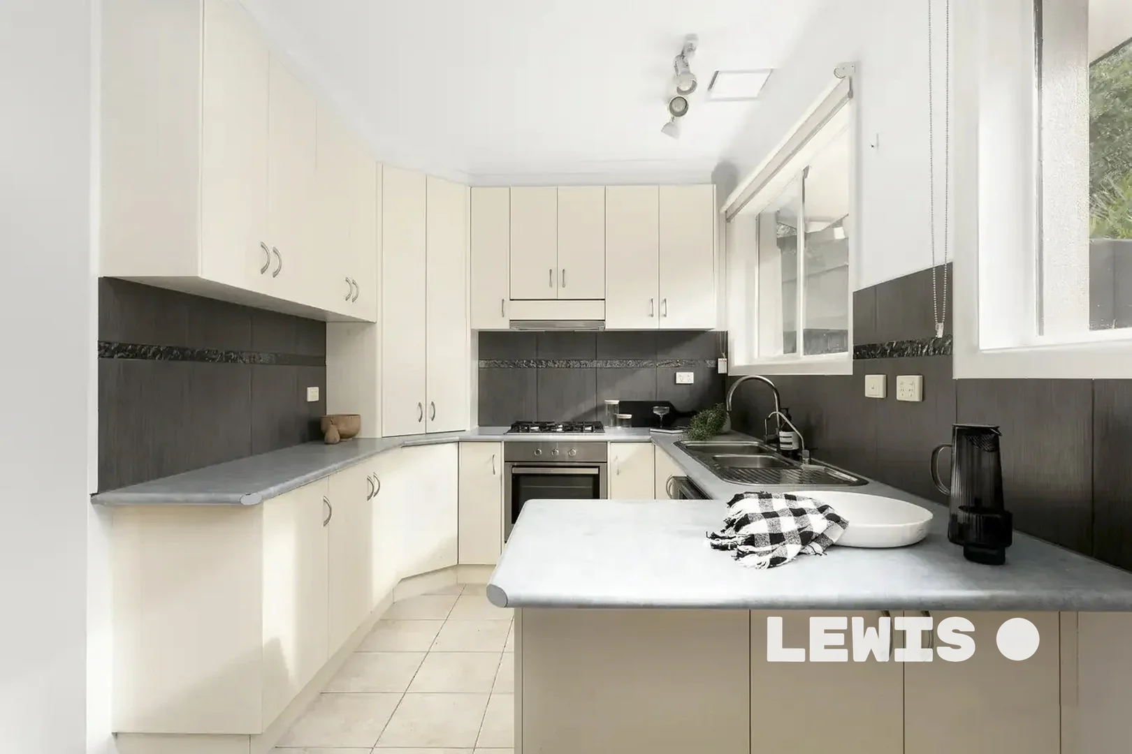 Additional image 5 of 40 Devereaux Street, Oak Park VIC 3046