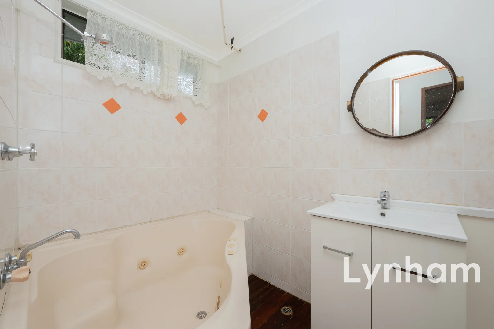 Additional image 6 of 18 Dollview Avenue, Rasmussen QLD 4815