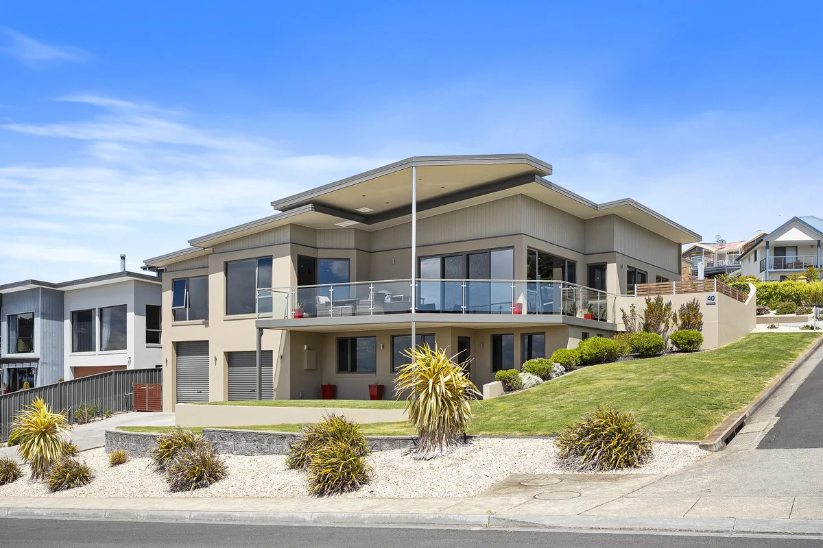 Additional image 3 of 40 Suncoast Drive, Blackmans Bay TAS 7052